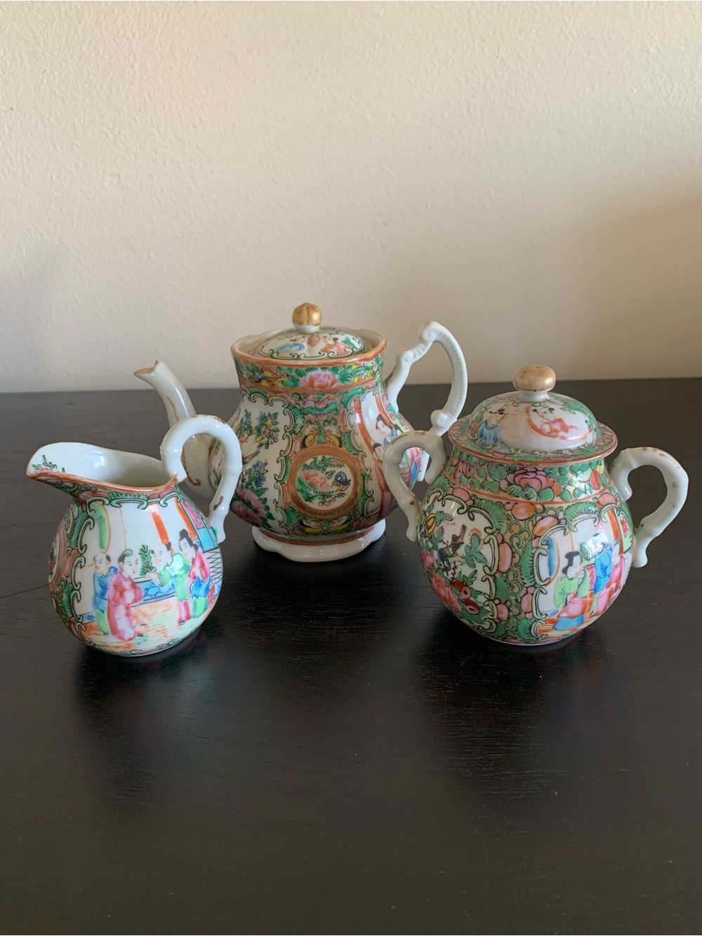 Antique Chinese Famille Rose Medallion 5 Piece Tea Set Teapot Creamer Sugar
